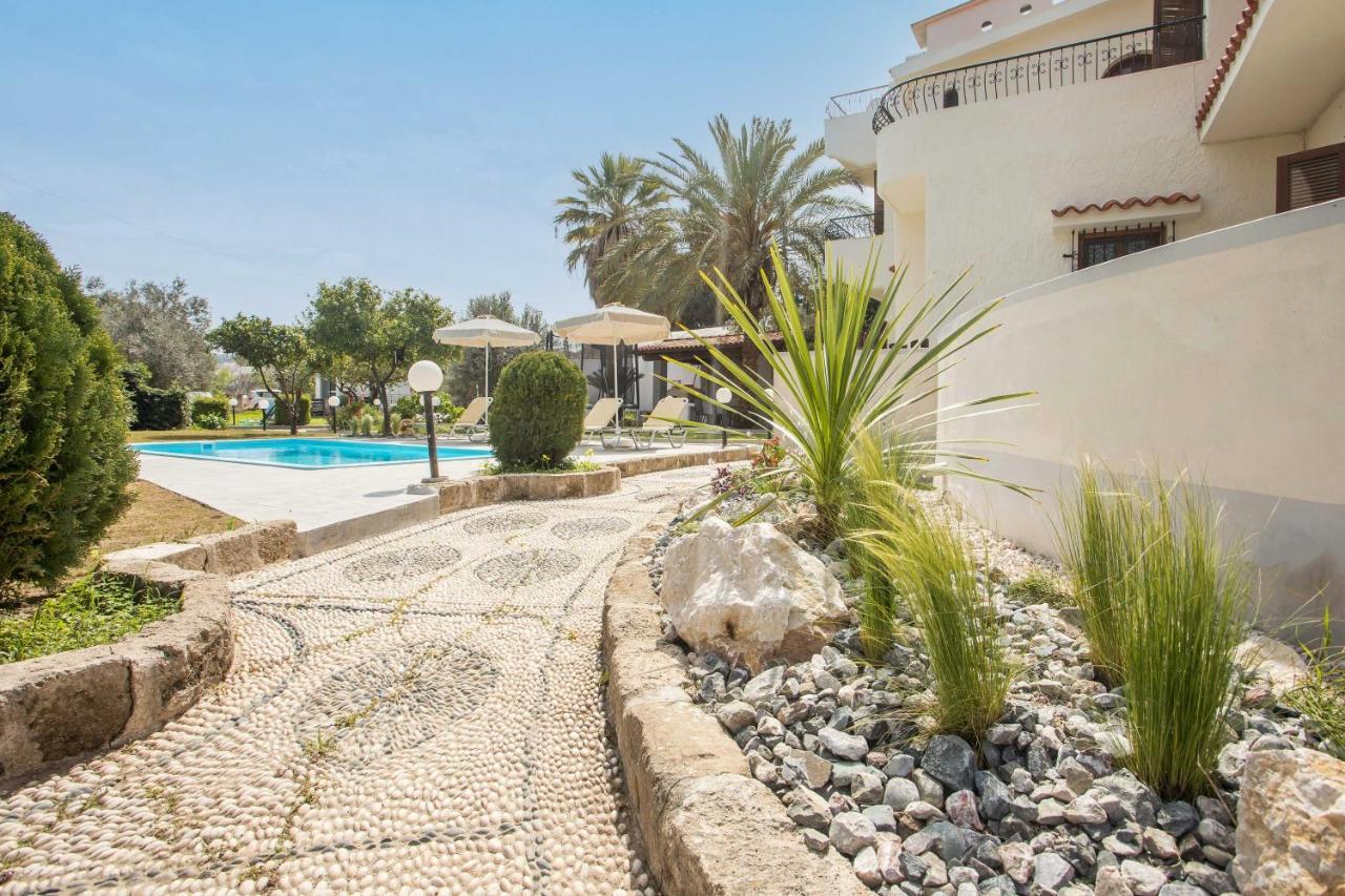 Hriska Luxury Villa Ixia  Bagian luar foto