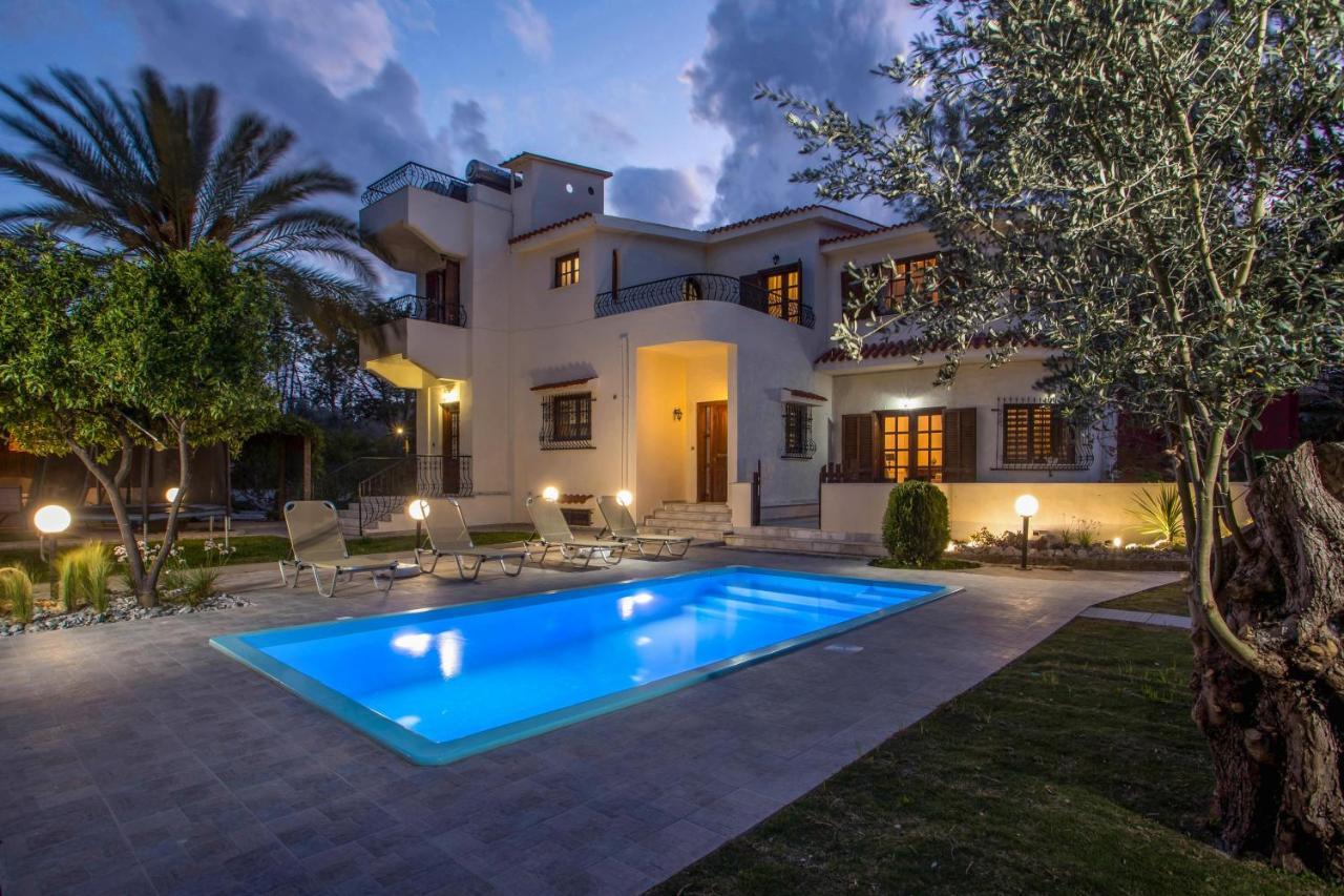 Hriska Luxury Villa Ixia  Bagian luar foto